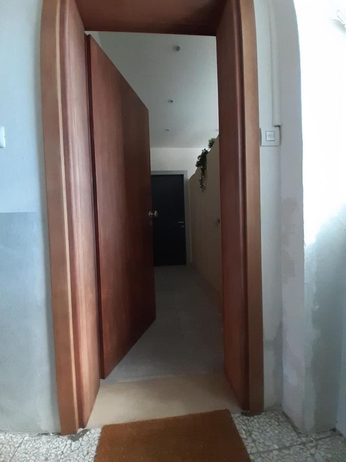 La Duchessa Hotel อัลบา ภายนอก รูปภาพ